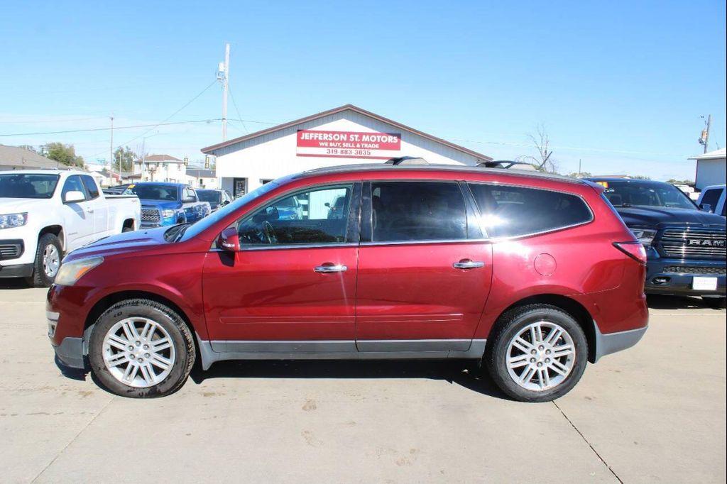 used 2015 Chevrolet Traverse car, priced at $9,900