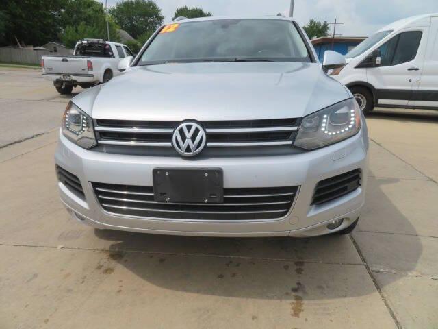 used 2012 Volkswagen Touareg car, priced at $8,900