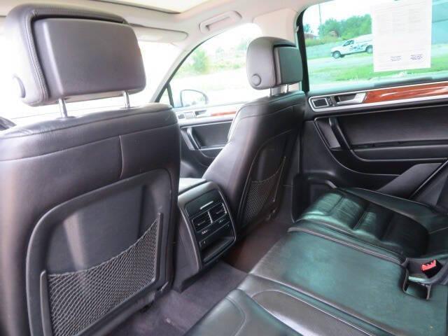 used 2012 Volkswagen Touareg car, priced at $8,900