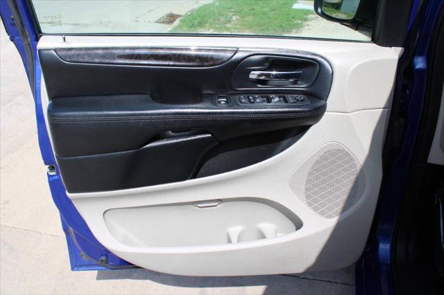 used 2019 Dodge Grand Caravan car, priced at $9,999