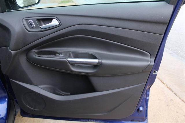 used 2014 Ford Escape car, priced at $5,500