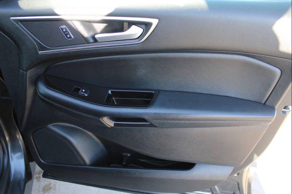 used 2016 Ford Edge car, priced at $9,900