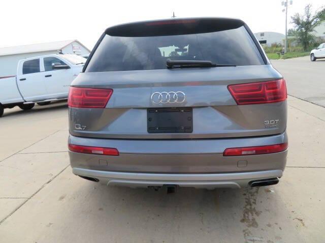 used 2017 Audi Q7 car, priced at $11,900