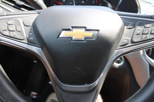 used 2022 Chevrolet Equinox car, priced at $13,999