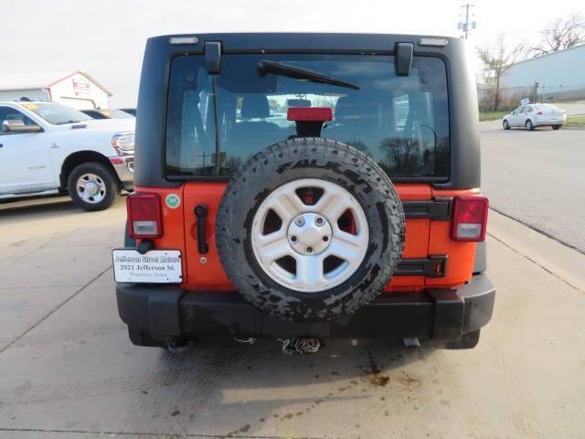 used 2015 Jeep Wrangler Unlimited car, priced at $11,500