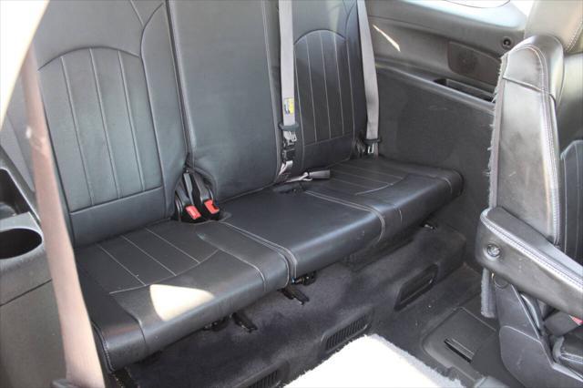 used 2015 GMC Acadia car, priced at $8,999