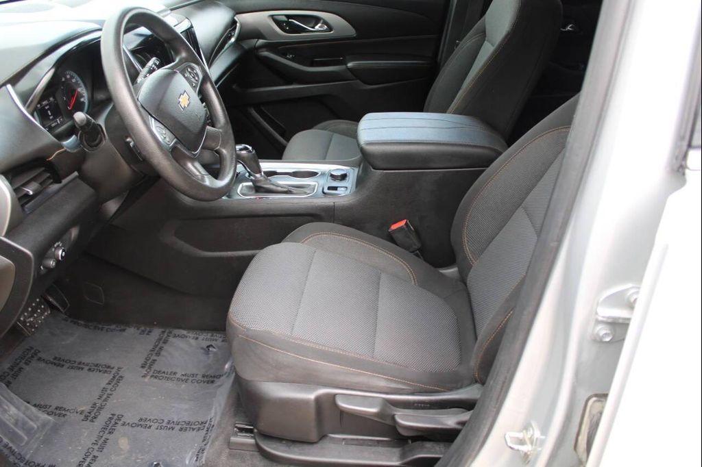 used 2019 Chevrolet Traverse car, priced at $11,900