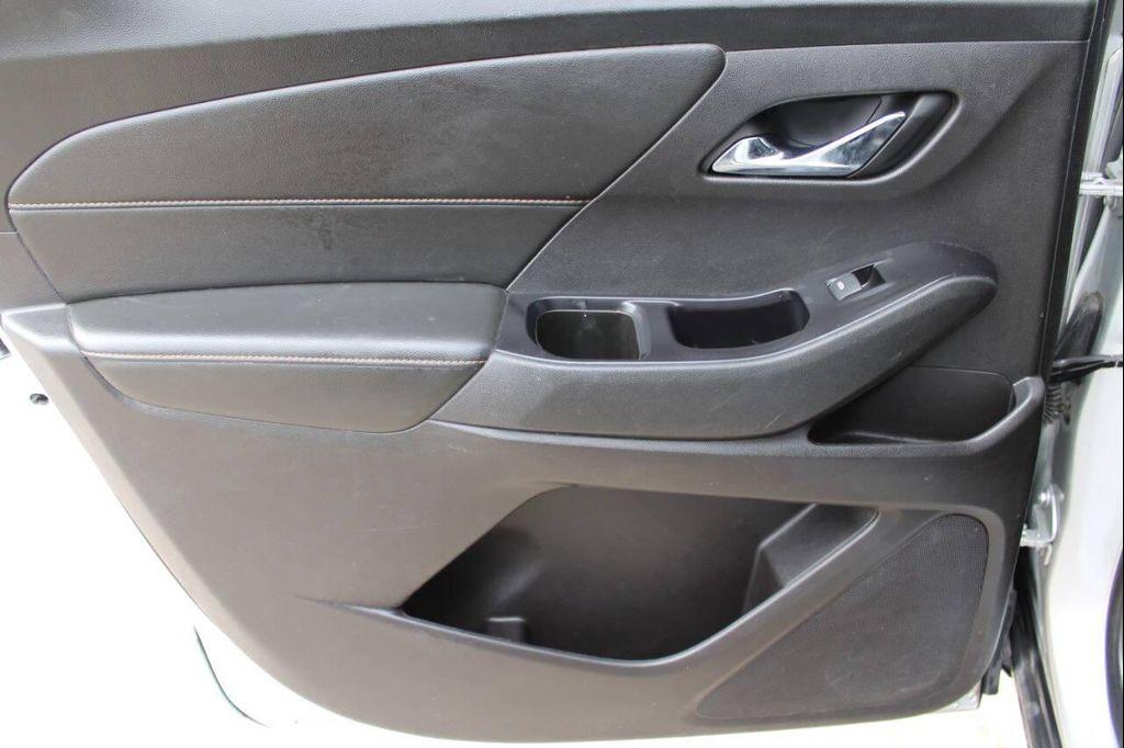 used 2019 Chevrolet Traverse car, priced at $11,900