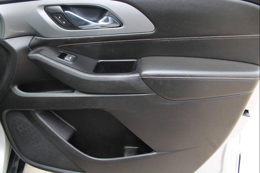 used 2019 Chevrolet Traverse car, priced at $11,900