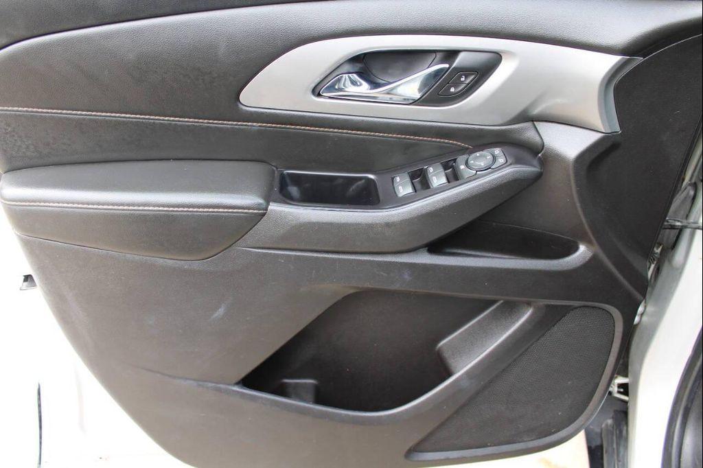 used 2019 Chevrolet Traverse car, priced at $11,900
