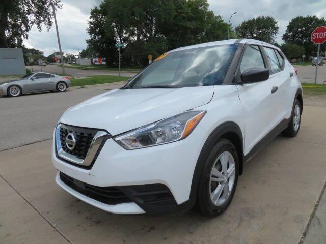 used 2020 Nissan Kicks car, priced at $10,900