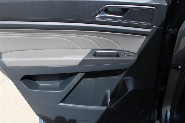 used 2023 Volkswagen Atlas car, priced at $21,500