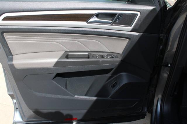 used 2023 Volkswagen Atlas car, priced at $21,500