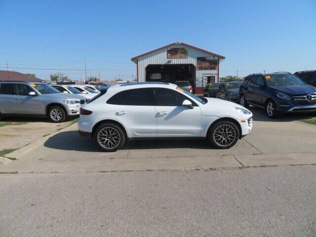 used 2015 Porsche Macan car, priced at $15,900