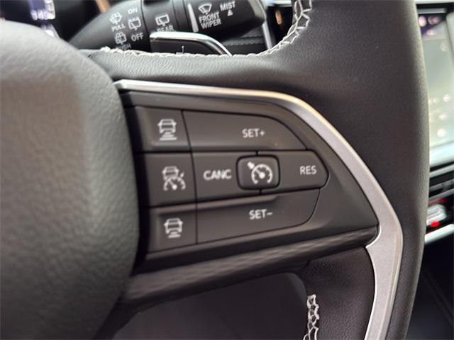 new 2025 Jeep Grand Cherokee car, priced at $45,687