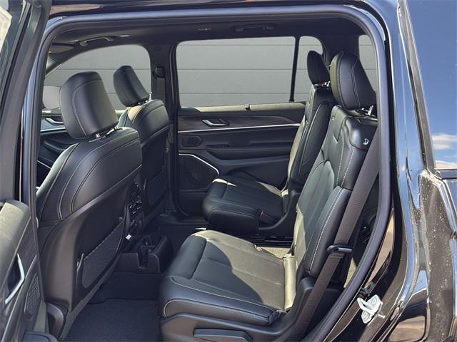 new 2025 Jeep Grand Cherokee L car, priced at $55,044