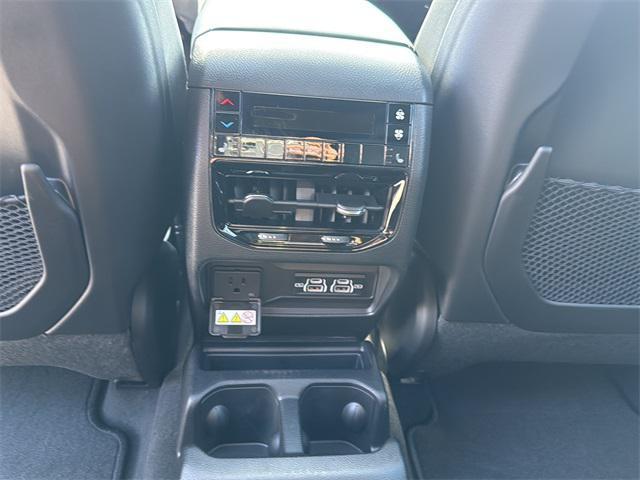 new 2025 Jeep Grand Cherokee L car, priced at $55,044