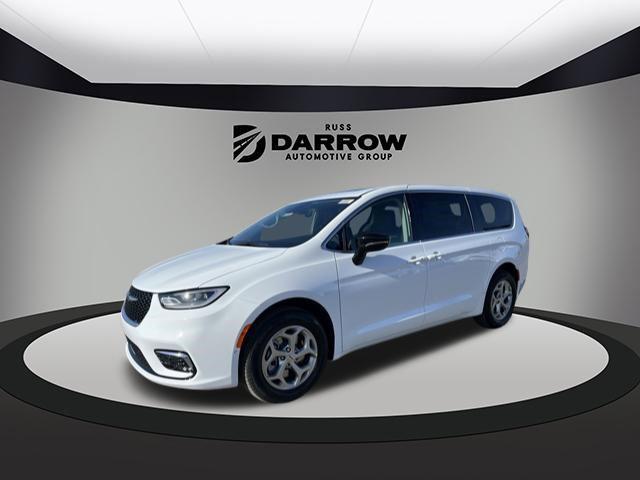 new 2024 Chrysler Pacifica car, priced at $49,376