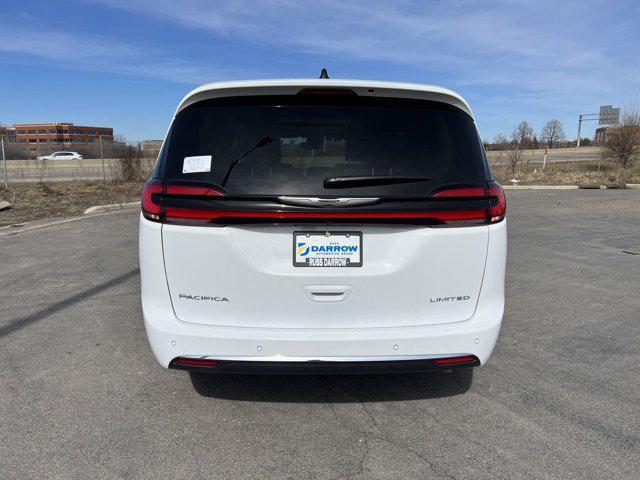 new 2024 Chrysler Pacifica car, priced at $49,886