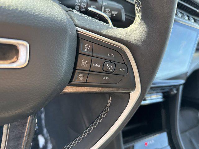 used 2024 Jeep Grand Cherokee car, priced at $37,987