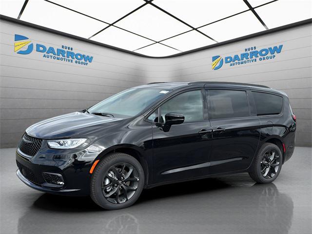 new 2026 Chrysler Pacifica car, priced at $56,655