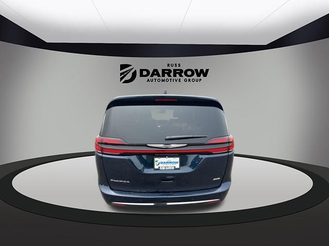new 2025 Chrysler Pacifica car, priced at $46,279
