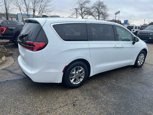 used 2023 Chrysler Pacifica car, priced at $28,999