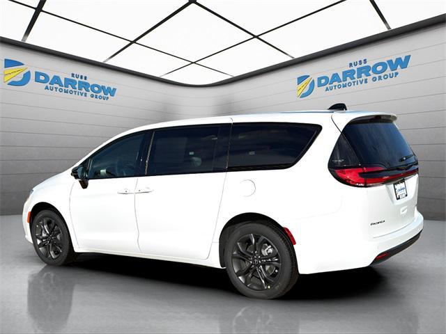new 2026 Chrysler Pacifica car, priced at $46,222