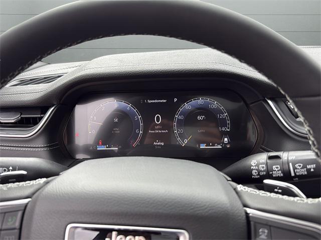 new 2025 Jeep Grand Cherokee car, priced at $52,000