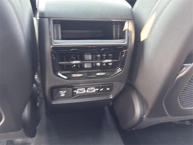 new 2025 Jeep Grand Cherokee car, priced at $53,062