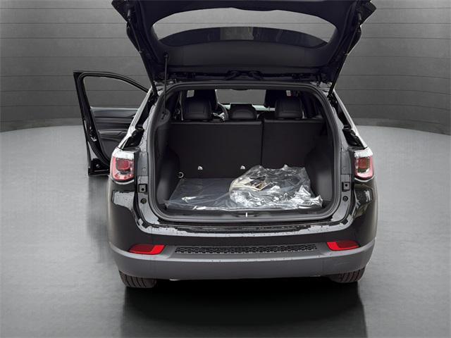 new 2025 Jeep Compass car, priced at $34,623