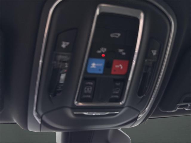 new 2025 Jeep Grand Cherokee car, priced at $41,443