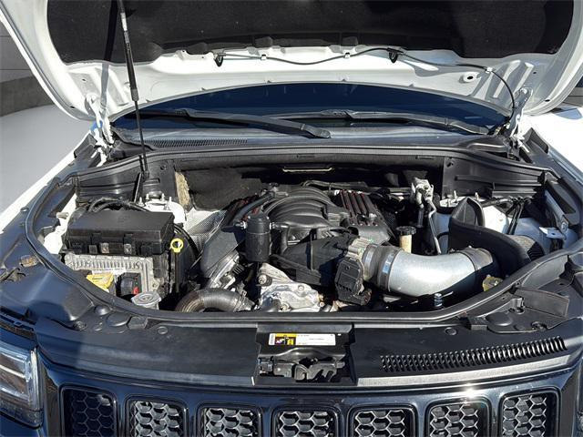 used 2015 Jeep Grand Cherokee car, priced at $33,141