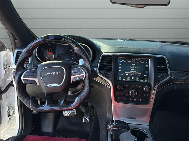 used 2015 Jeep Grand Cherokee car, priced at $33,141