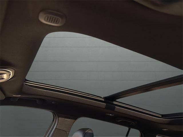 new 2025 Jeep Grand Cherokee car, priced at $50,326