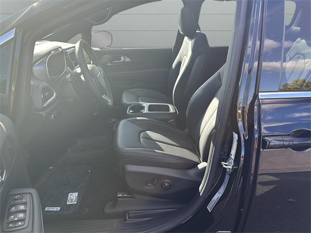new 2026 Chrysler Pacifica car, priced at $41,447