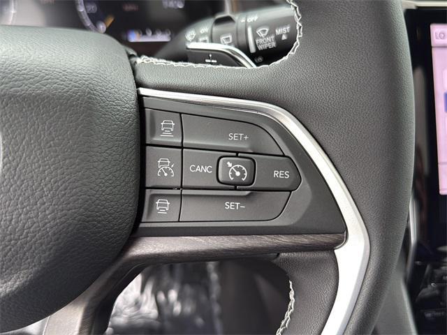 new 2025 Jeep Grand Cherokee car, priced at $50,340