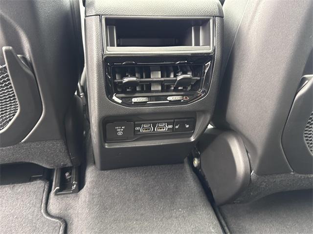 new 2025 Jeep Grand Cherokee car, priced at $50,340