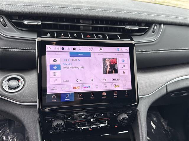 new 2025 Jeep Grand Cherokee car, priced at $50,340