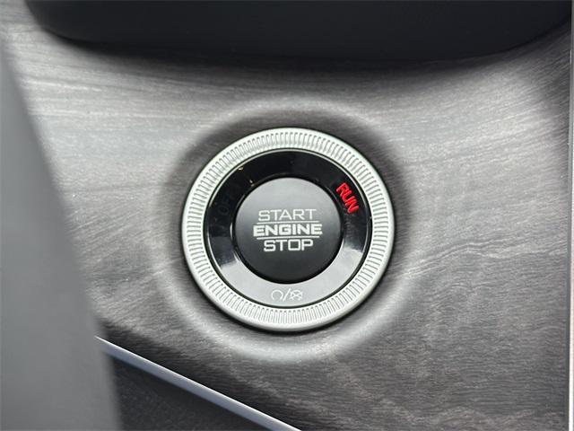 new 2025 Jeep Grand Cherokee car, priced at $50,340