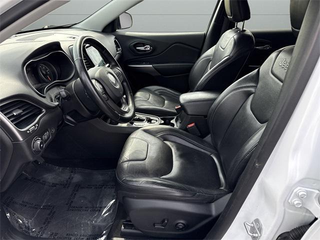 used 2019 Jeep Cherokee car, priced at $14,200