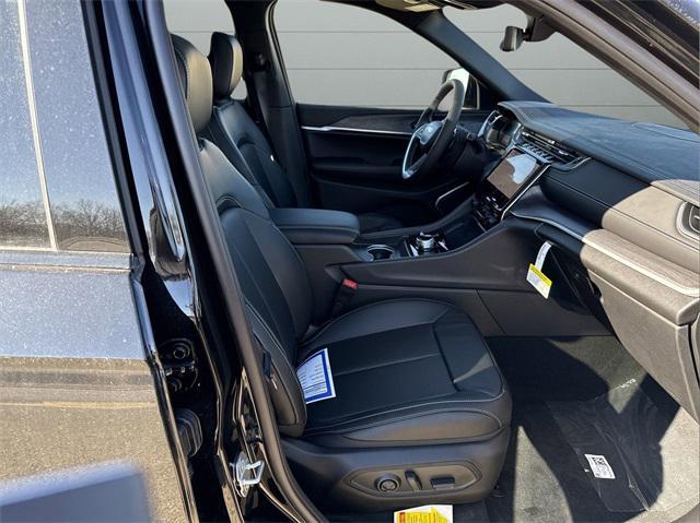 new 2025 Jeep Grand Cherokee L car, priced at $54,435