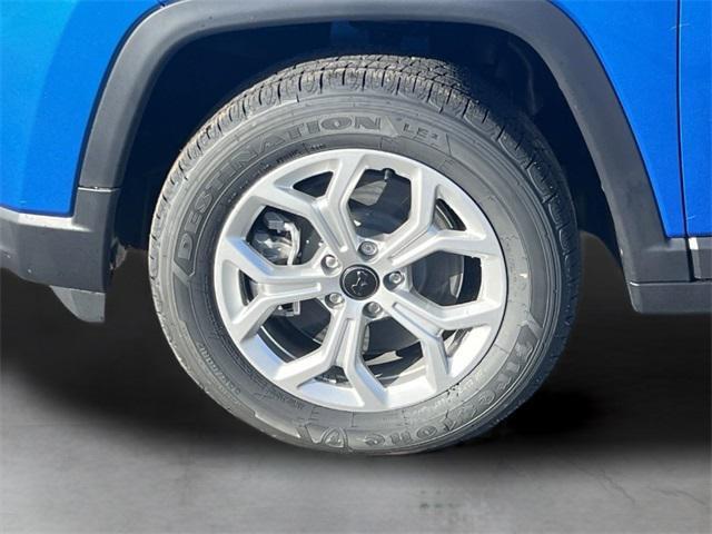 new 2025 Jeep Compass car, priced at $32,622