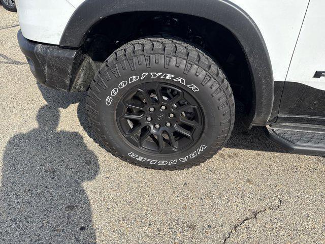 new 2025 Ram 1500 car