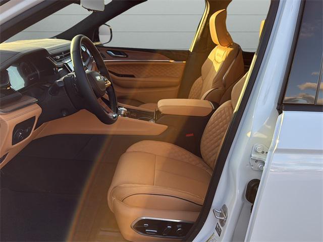 new 2025 Jeep Grand Cherokee car, priced at $65,211