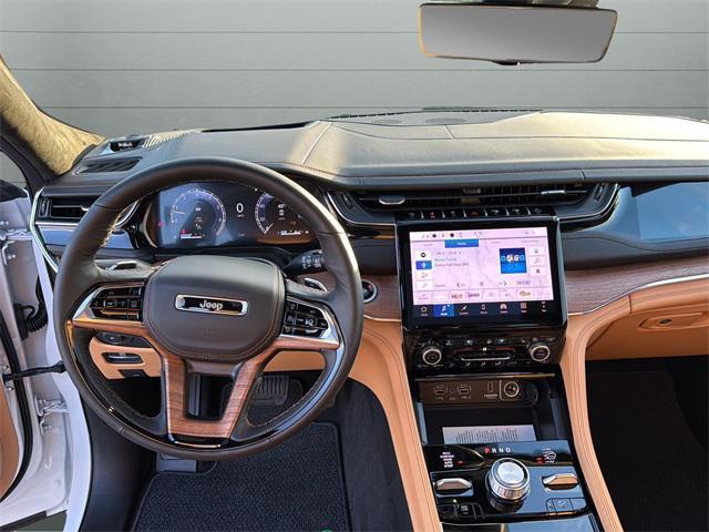 new 2025 Jeep Grand Cherokee car, priced at $65,211