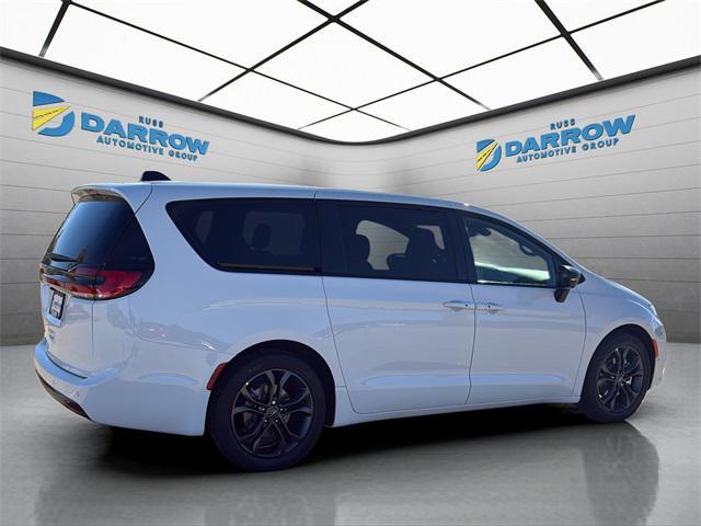 new 2026 Chrysler Pacifica car, priced at $43,550
