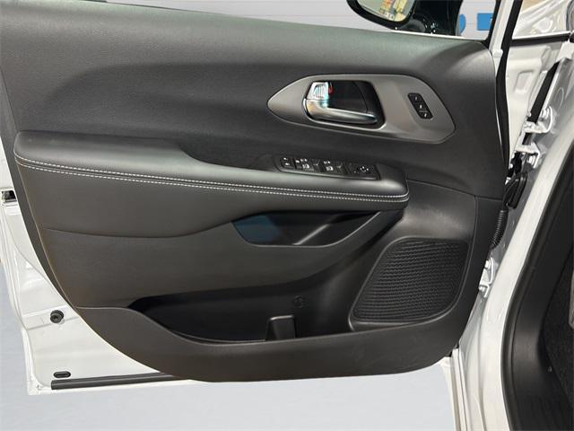 new 2026 Chrysler Pacifica car, priced at $46,750