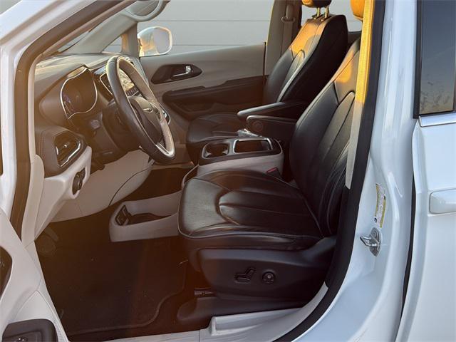 used 2020 Chrysler Pacifica car, priced at $25,556