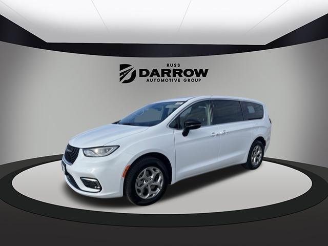 new 2024 Chrysler Pacifica car, priced at $55,310